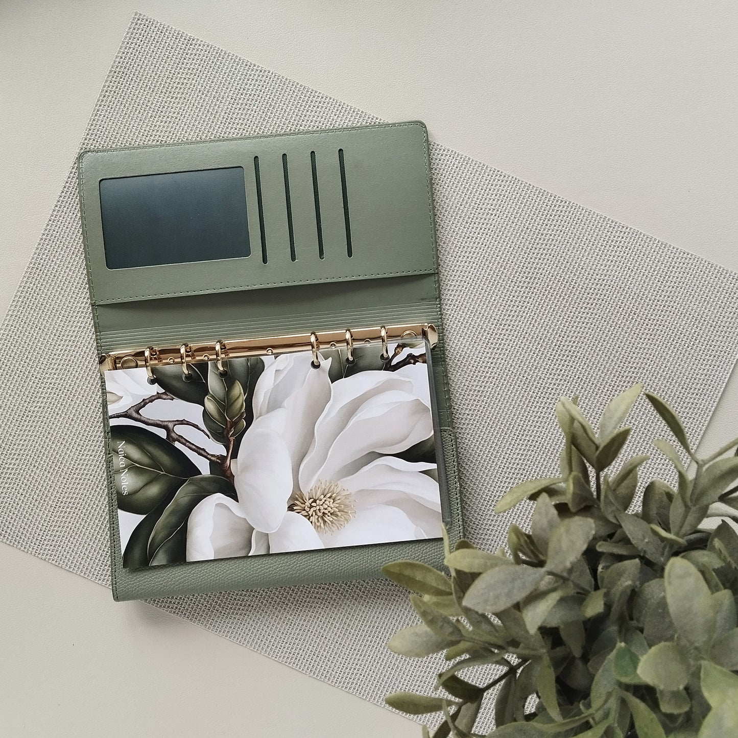 Dashboard: Dreamy Bloom