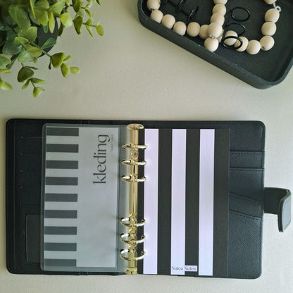 Linnen dashboard Bold Stripes met vellum insert in Alice binder Midnight, strak gestreept ontwerp in zwart-wit